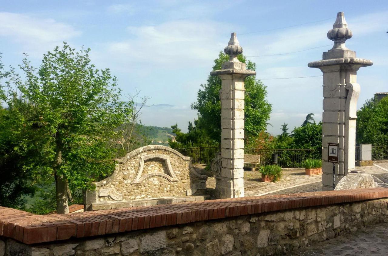B&B Le Colonne Montefusco エクステリア 写真