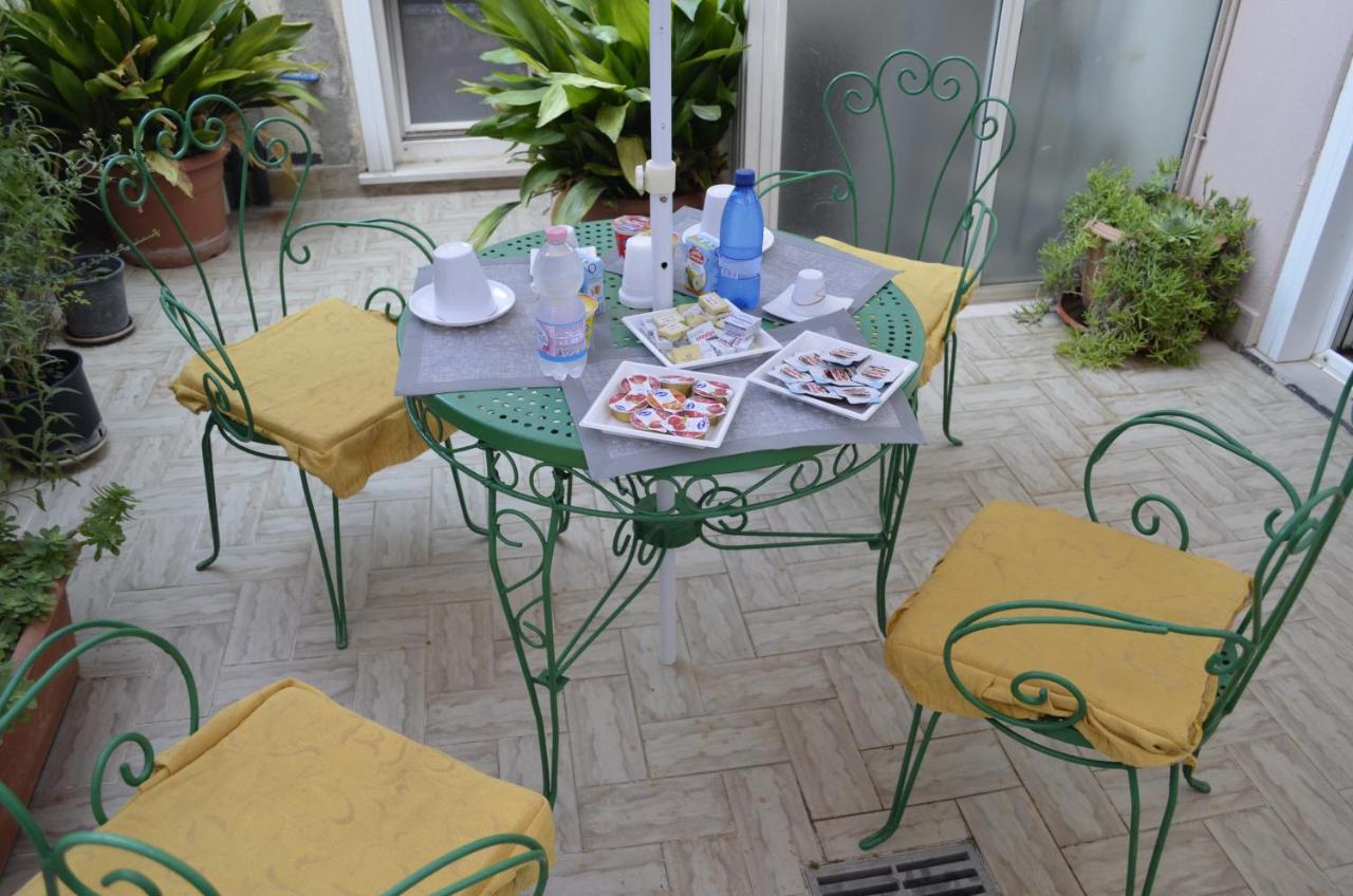 B&B Le Colonne Montefusco エクステリア 写真
