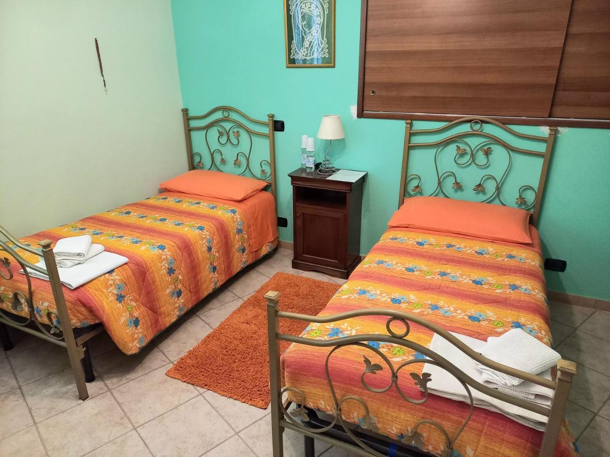 B&B Le Colonne Montefusco エクステリア 写真